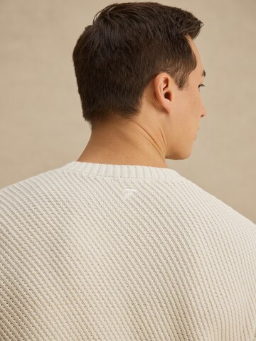 DAN FOX APPAREL Sweater 'Justus' in White