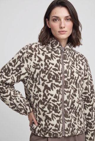 ONLY Carmakoma Fleecejacke in Beige: Vorderseite