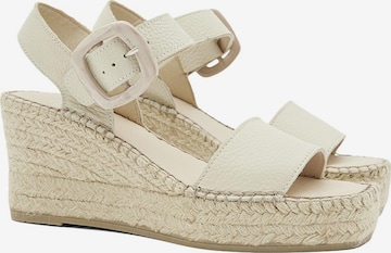 Desa Sandals 'Keilsandalen' in White: front