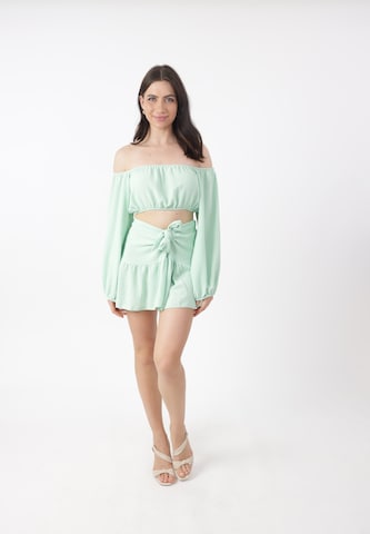 Gonna di Elara in verde: frontale