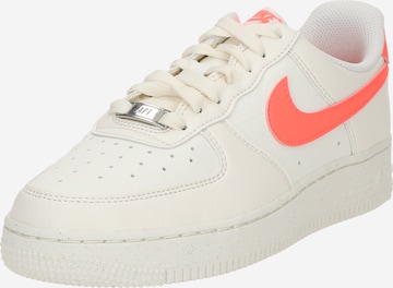 Baskets basses 'Air Force 1 '07 SE' Nike Sportswear en blanc : devant