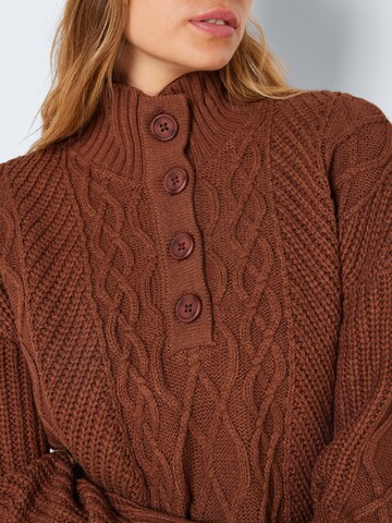 Pull-over Noisy may en marron