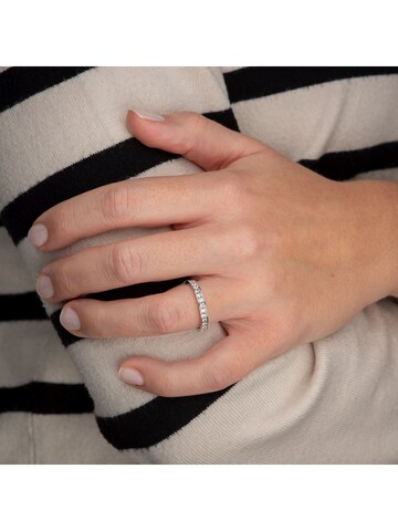 Orolino Ring in Weiß: Vorderseite