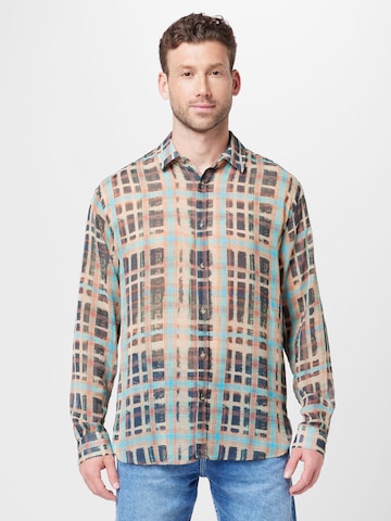 Coupe regular Chemise TOPMAN en mélange de couleurs : devant