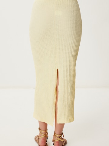 Happiness İstanbul Hame värissä keltainen