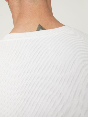 DAN FOX APPAREL - Camiseta 'Christoph' en blanco