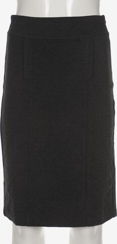 Jackpot Skirt in XS in Black: front