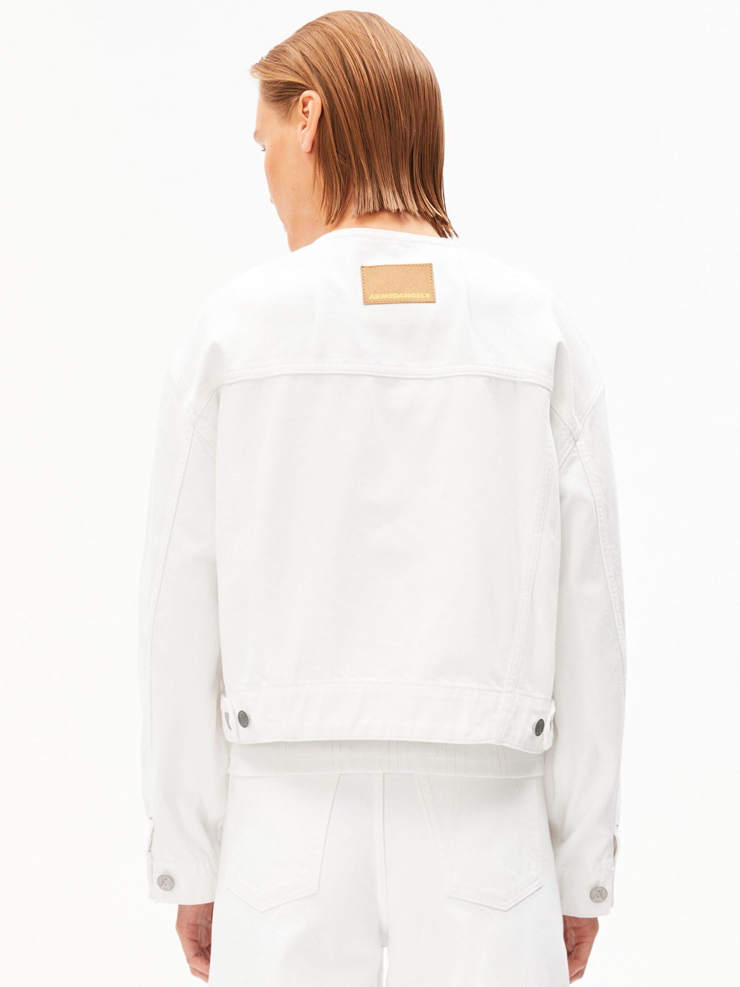 ARMEDANGELS Between-season jacket in White: front