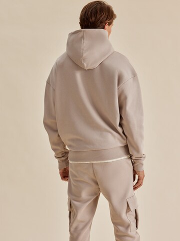 DAN FOX APPAREL Sweatshirt 'Sebastian Heavyweight' in Grau