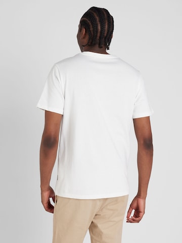 BLEND Тениска в бяло
