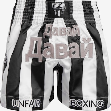 Unfair Athletics Loosefit Sportshorts in Schwarz: predná strana