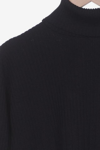 Donaldson Sweater & Cardigan in S in Black
