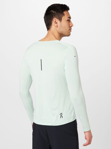 On Performance Shirt in Green