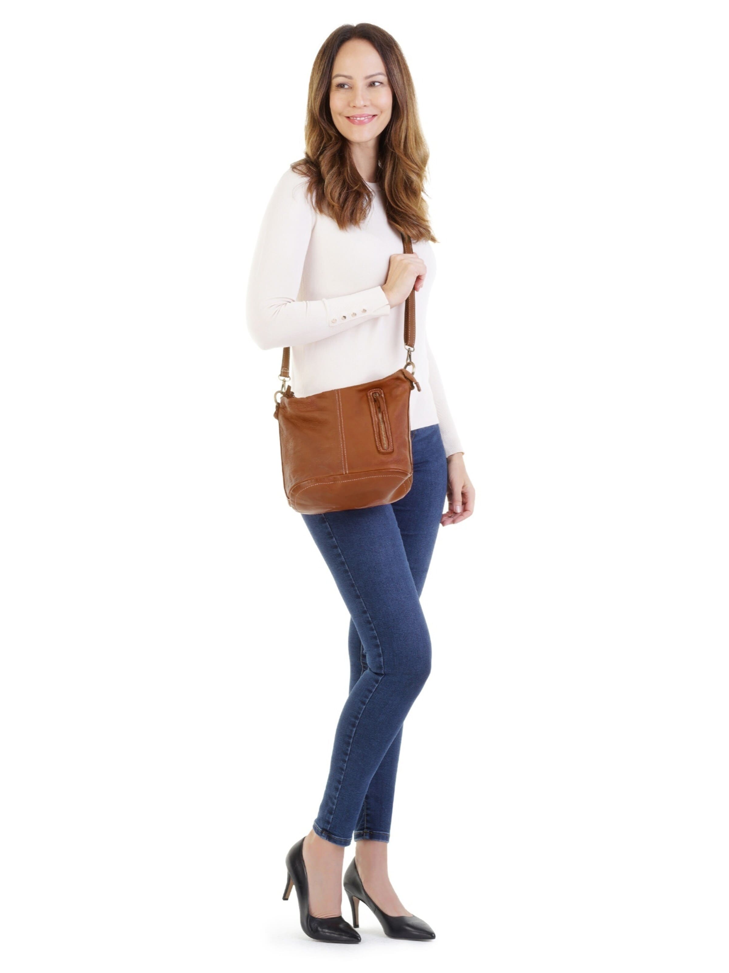 Cluty Crossbody bag in Brown