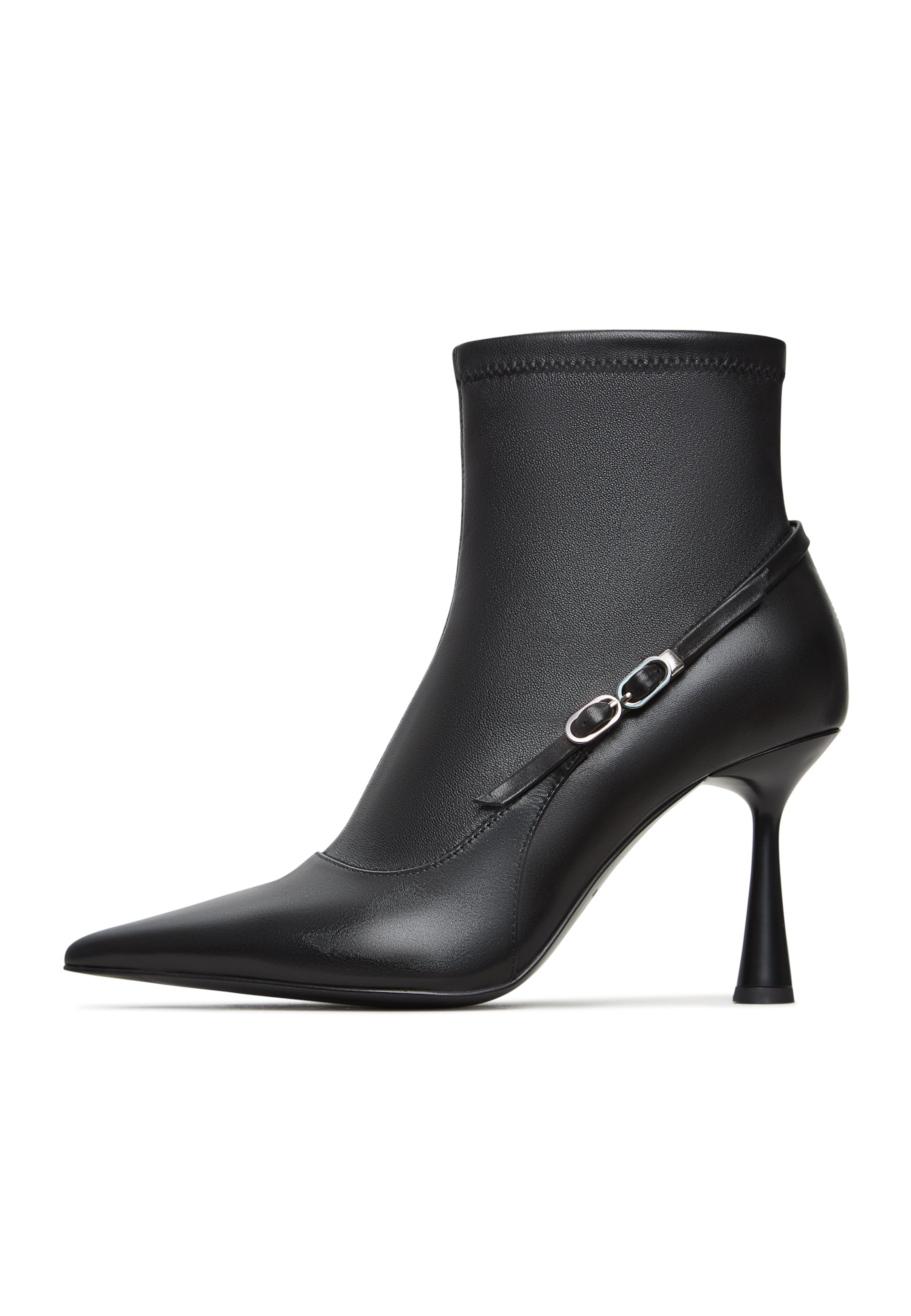 CESARE GASPARI Ankle boots in Black: front