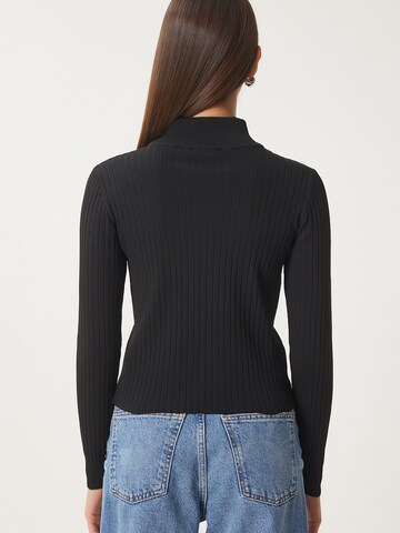 Happiness İstanbul Плетена жилетка в черно