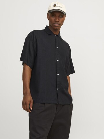 JACK & JONES Comfort fit Button Up Shirt 'JORFaro' in Black: front