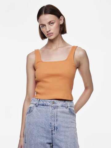 PIECES - Top 'PCNukisa' en naranja: frente