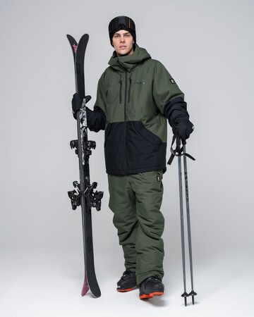 BULA Athletic Jacket in Green