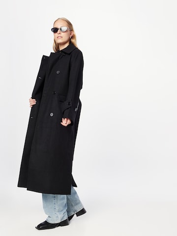 Manteau mi-saison minimum en noir