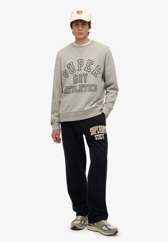 Sweat-shirt Superdry en gris