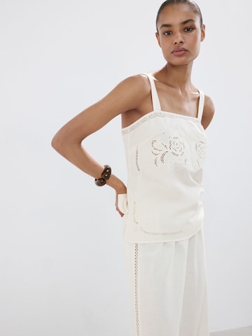 MANGO Top 'Daria' – bílá: přední strana