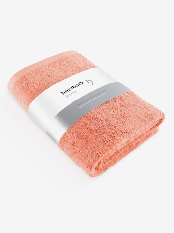 Serviette de douche Herzbach home en rouge : devant
