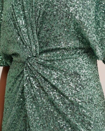 WE Fashion Платье в Зеленый