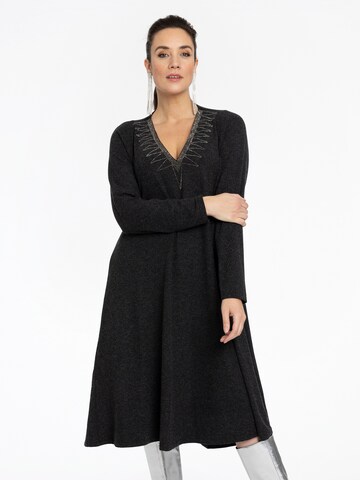 Robe YOEK en gris : devant