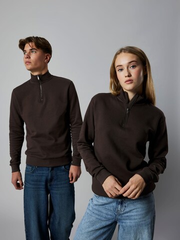 Sweat LMTD en marron : devant