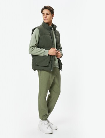 Koton Tapered Hose in Grün