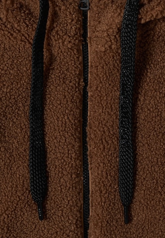 CECIL Vest in Brown