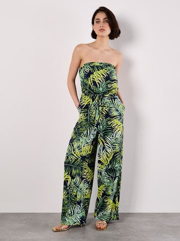 Apricot Jumpsuit in Groen: voorkant