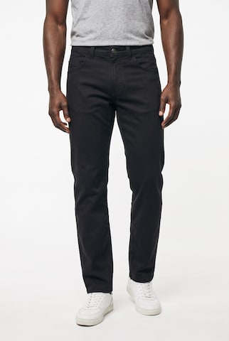 Pioneer Authentic Jeans Regular Jeans in Black: front