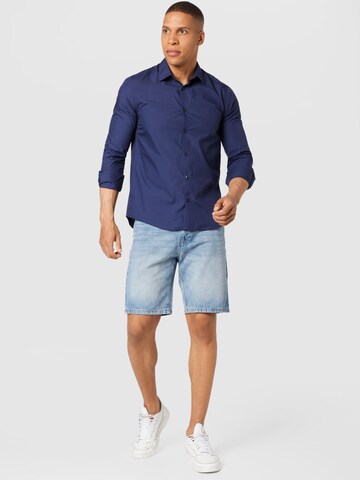 Regular fit Cămașă de la BURTON MENSWEAR LONDON pe albastru
