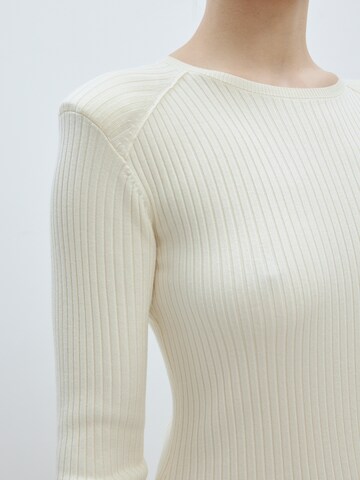 Pullover 'Geli' di EDITED in bianco