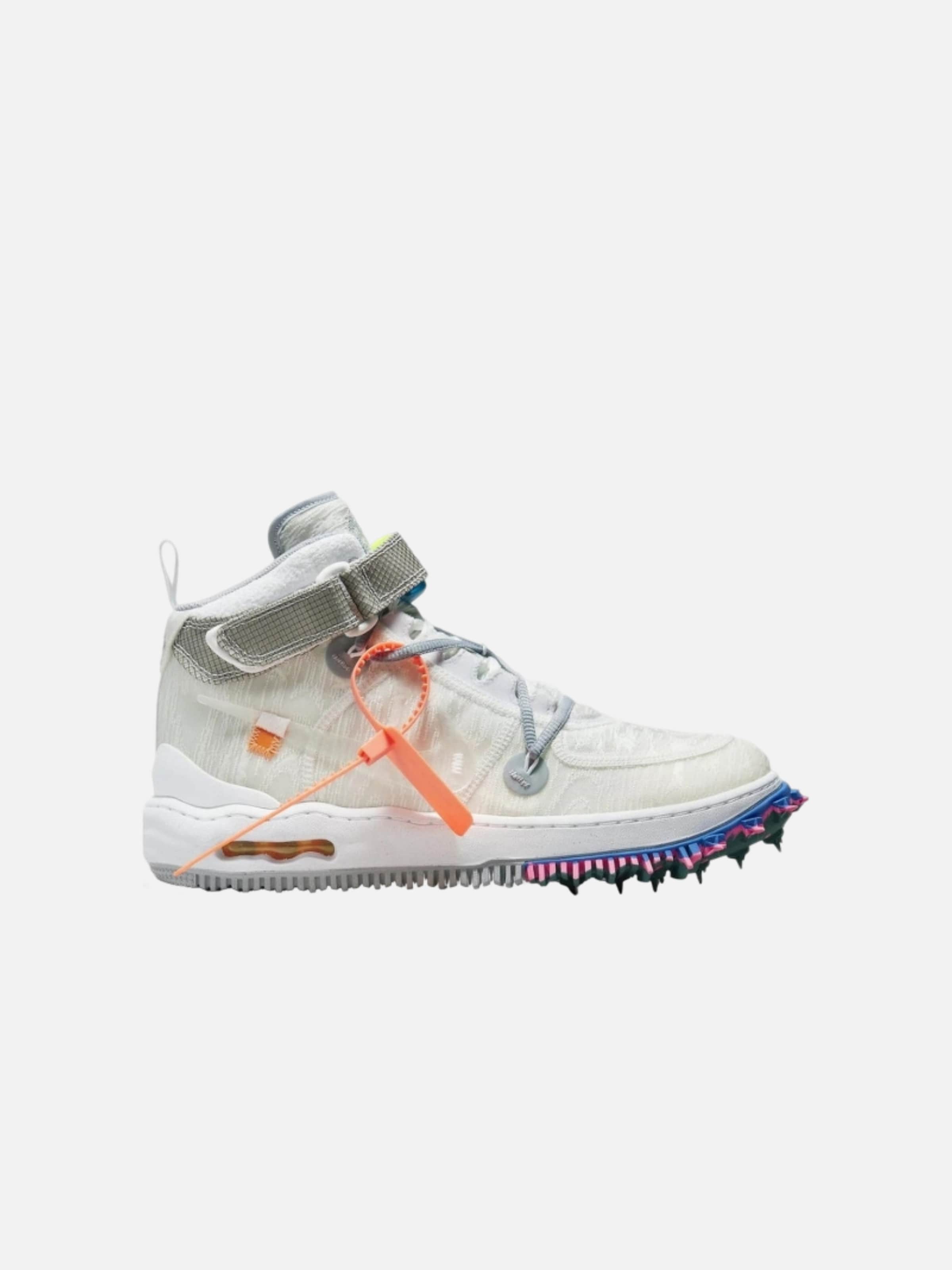 NIKE Sneakers hoog in Wit: voorkant