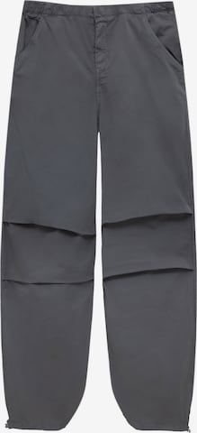Pull&Bear Панталон в сиво: отпред