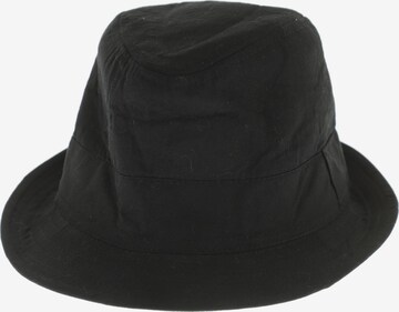 COMMA Hat & Cap in 58 in Black: front
