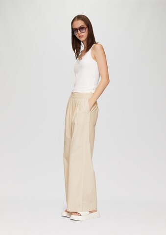 QS Wide leg Pleat-front trousers in Beige