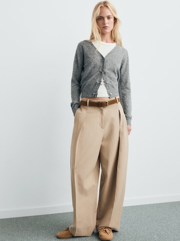 MANGO Strickjacke in Grau