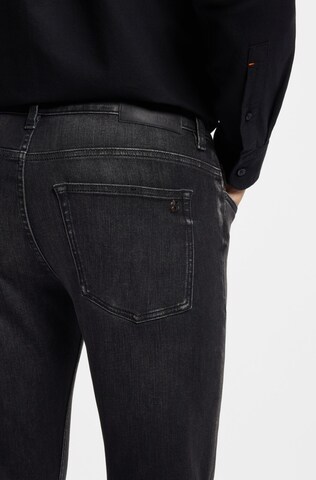 BOSS Slim fit Jeans 'Delaware Bo' in Black