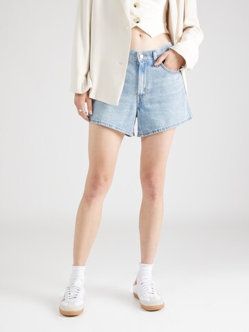 LEVI'S ® Regular Jeans '80s Mom Short' in Blue: front