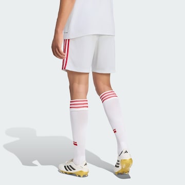 regular Pantaloni sportivi 'FC Liverpool 26/27' di ADIDAS PERFORMANCE in bianco