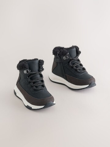 Next Stiefel in Schwarz