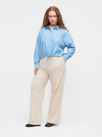 ONLY Carmakoma - Blusa 'CARDEA' en azul