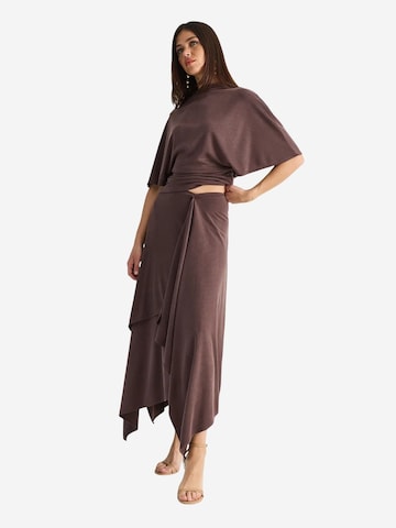 Tailleur 'Zweiteiliges Set' di Bianco Lucci in marrone