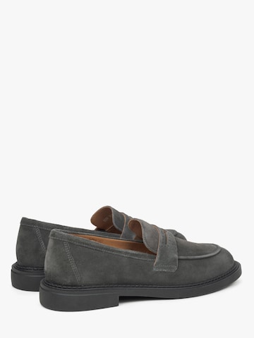 Estro Mokassin '09-3057'‌‌‌‌‌‌‌‌ in Grau