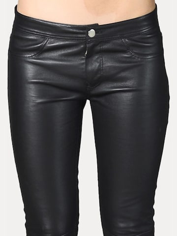 VESPUCCI BY VSP Slim fit Trousers 'Anais' in Black