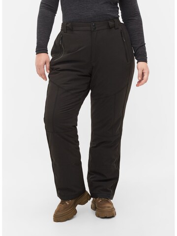 Regular Pantalon outdoor 'MEBBA' Zizzi en noir : devant